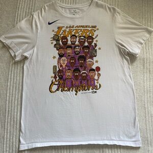 Sz L - Nike Los Angeles Lakers NBA Finals Champions 2020 White Shirt